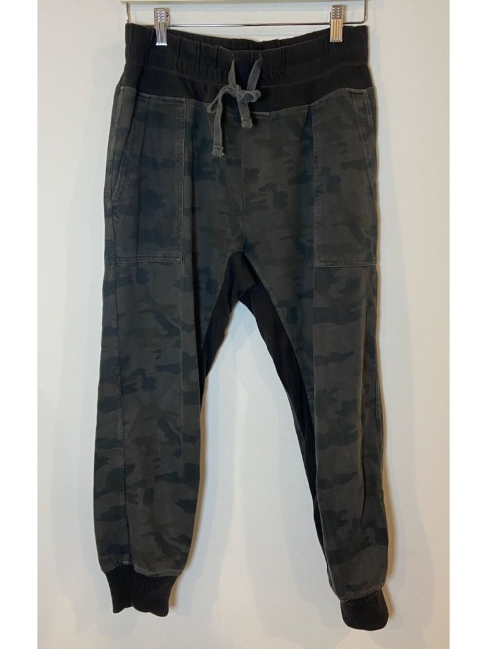 Standard James Perse Jogger pants Gray Olive Green Camo Size 2 Medium M - Picture 1 of 5